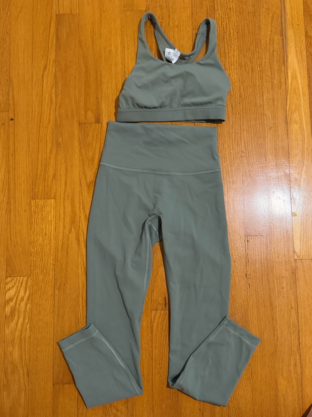 LULULEMON workout set